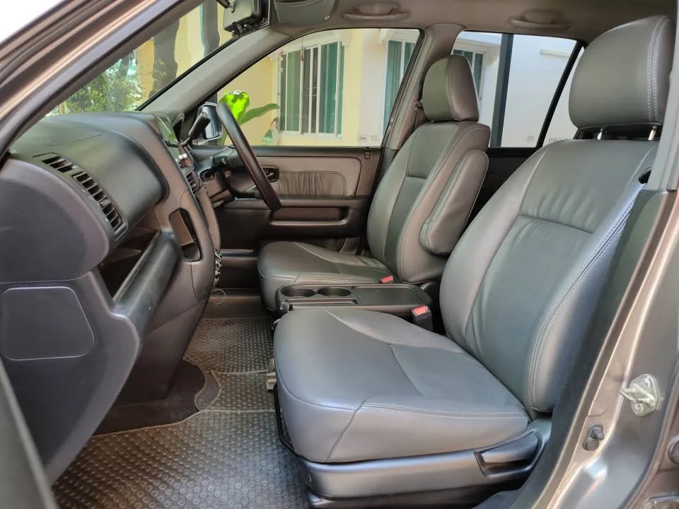 2003 Honda CR-V II 2