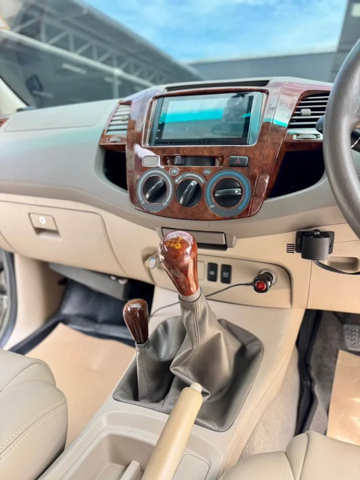 2007 Toyota Fortuner I 3