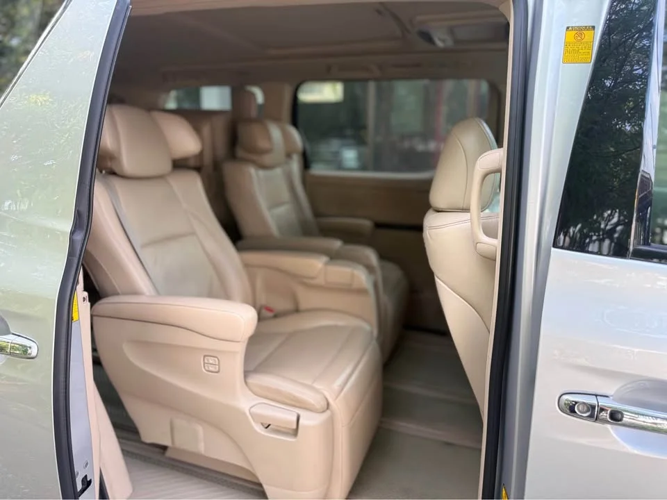 2014 Toyota Alphard, Vellfire II (AH20) 2
