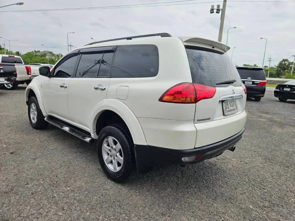 2009 Mitsubishi Pajero Sport II 3