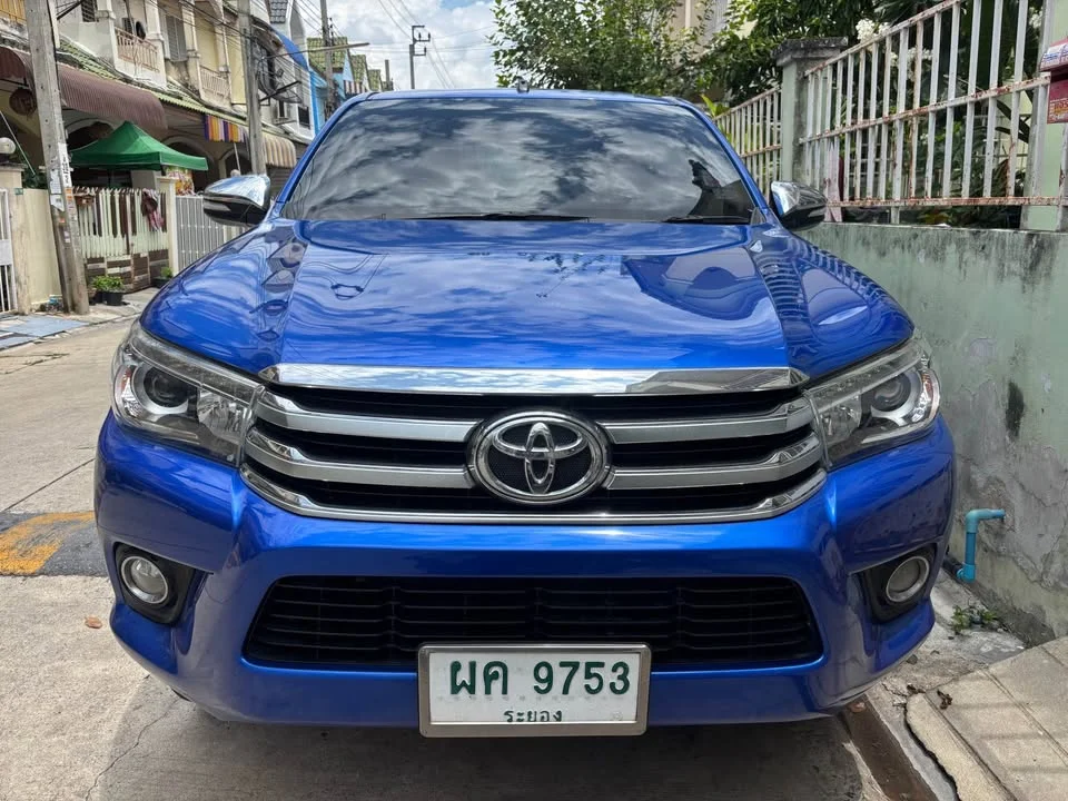 2016 Toyota Hilux VIII 3
