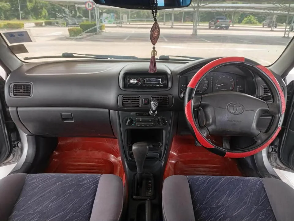 2000 Toyota Corolla Altis VIII (E110) 2
