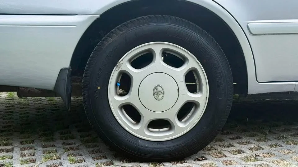 1999 Toyota Corolla Altis VIII (E110) 2