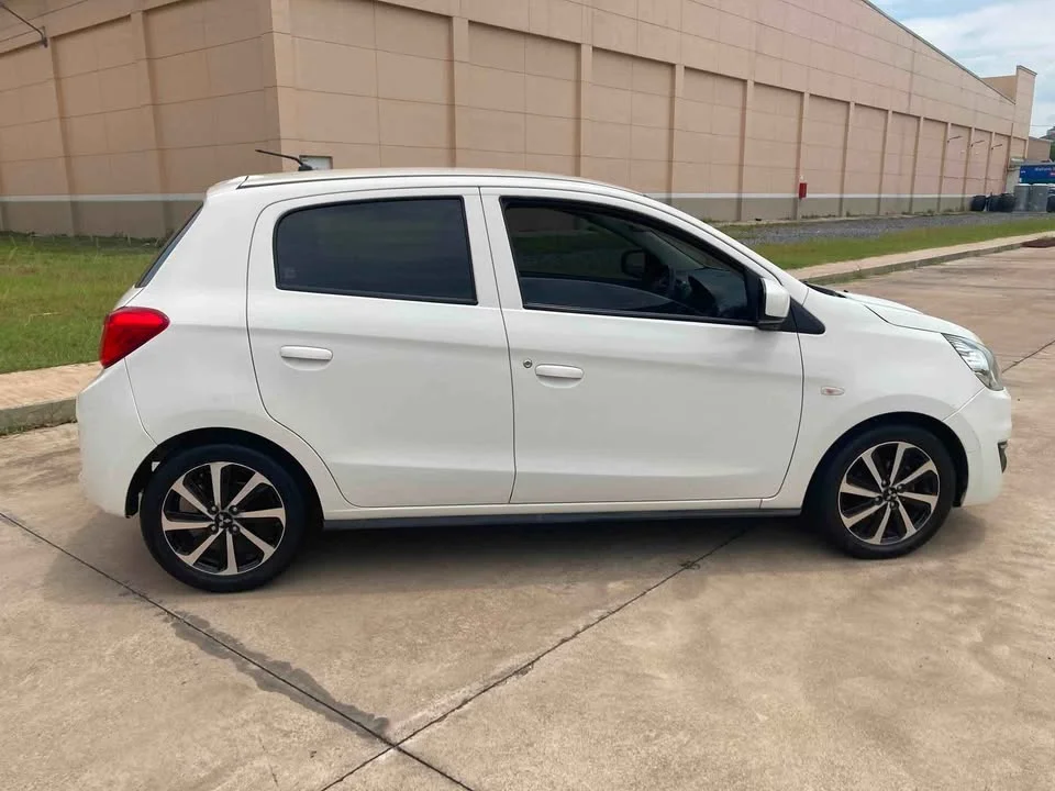 2016 Mitsubishi Mirage VI 2