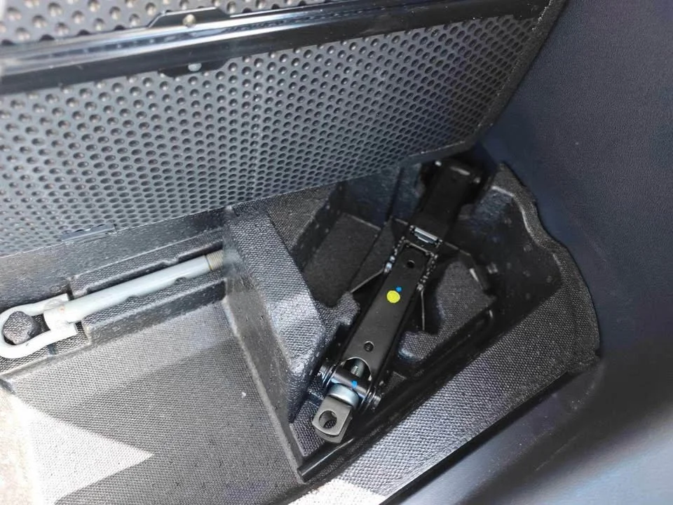 2024 Toyota Veloz III 2