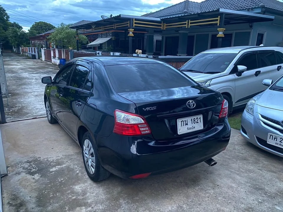 2010 Toyota Vios II 3