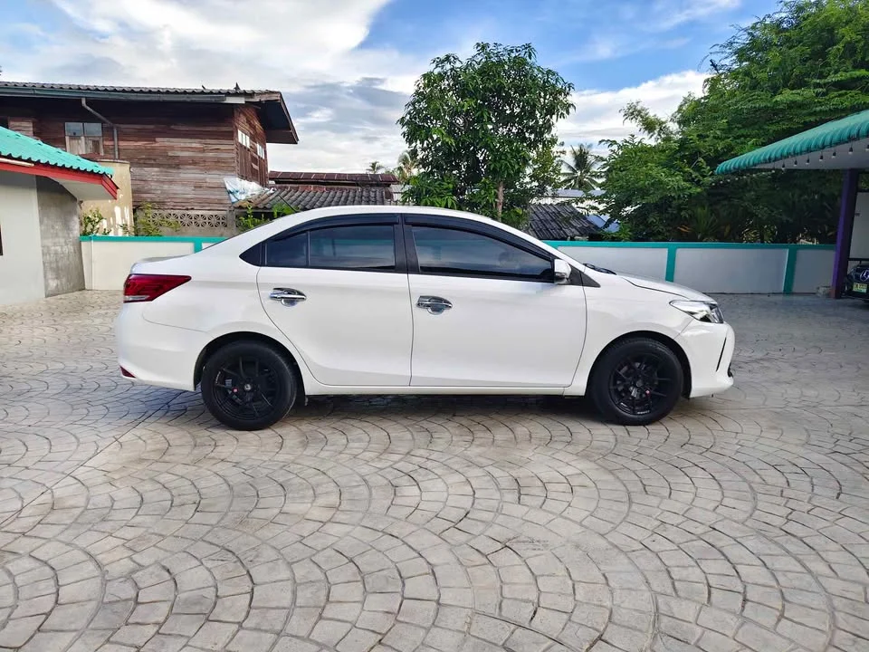 2017 Toyota Vios III 2