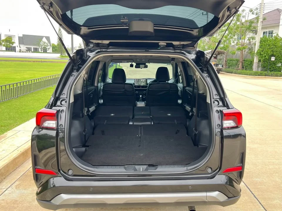 2023 Toyota Veloz III 3