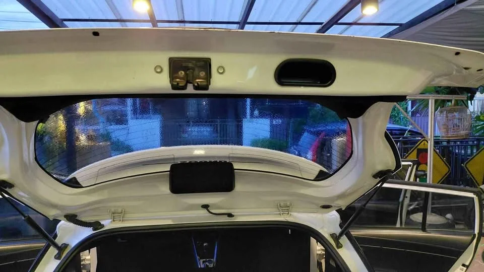2015 Toyota Yaris III 2