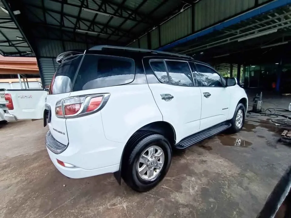 2013 Chevrolet TrailBlazer II 2