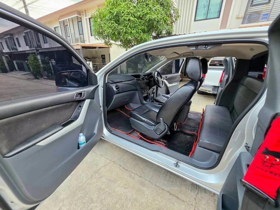 2013 Mazda BT-Series II 2