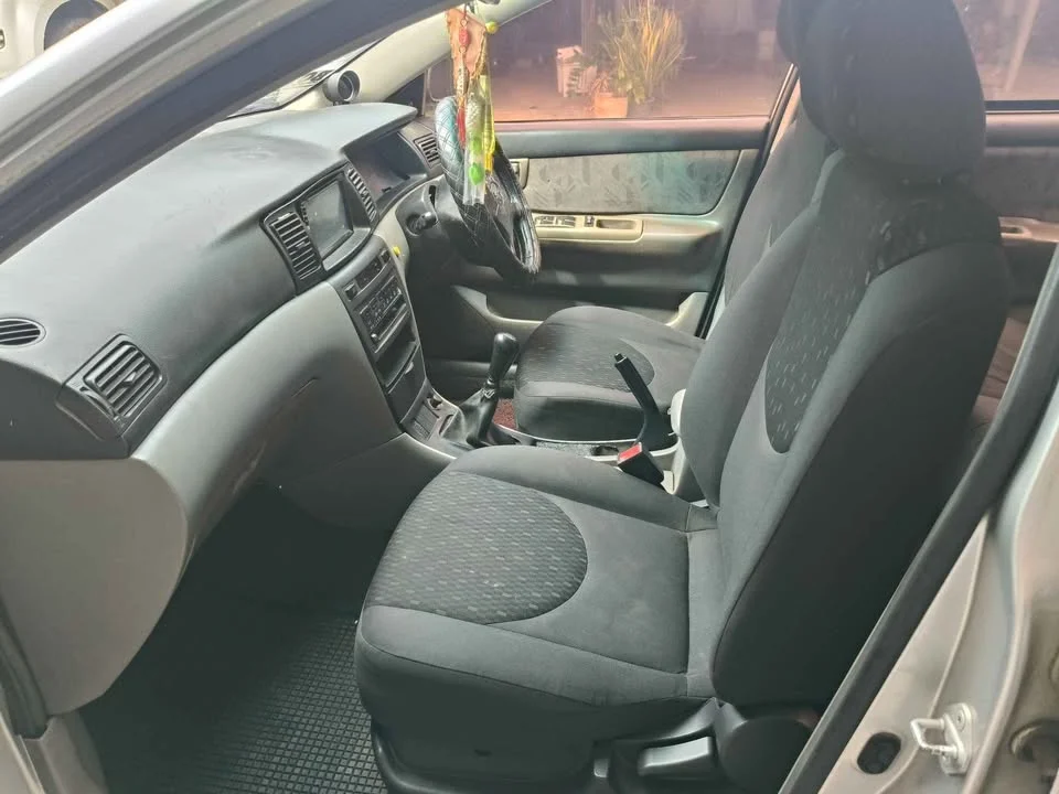 2002 Toyota Corolla Altis IX (E120) 3