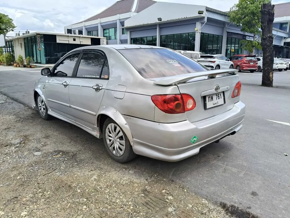 2002 Toyota Corolla Altis IX (E120) 2