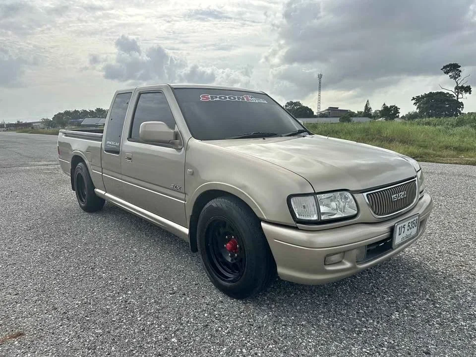 2002 Isuzu Faster Dragon Eyes III 2