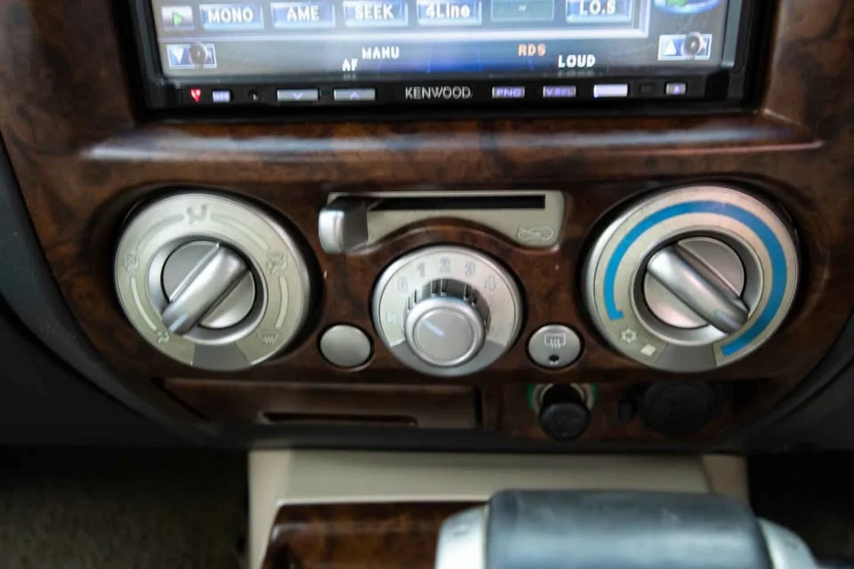 2007 Isuzu MU-7 3