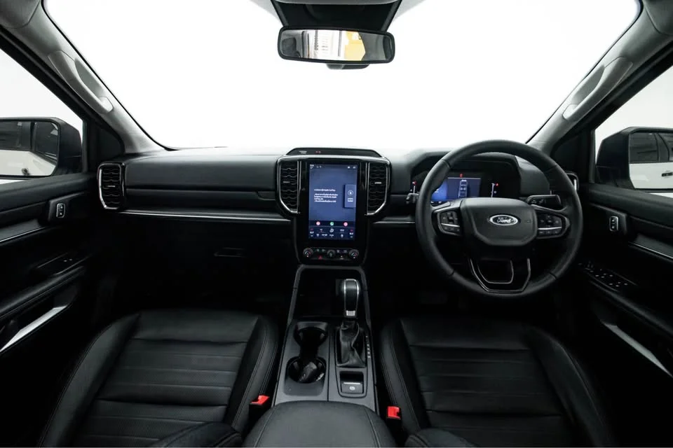 2024 Ford Everest III 2
