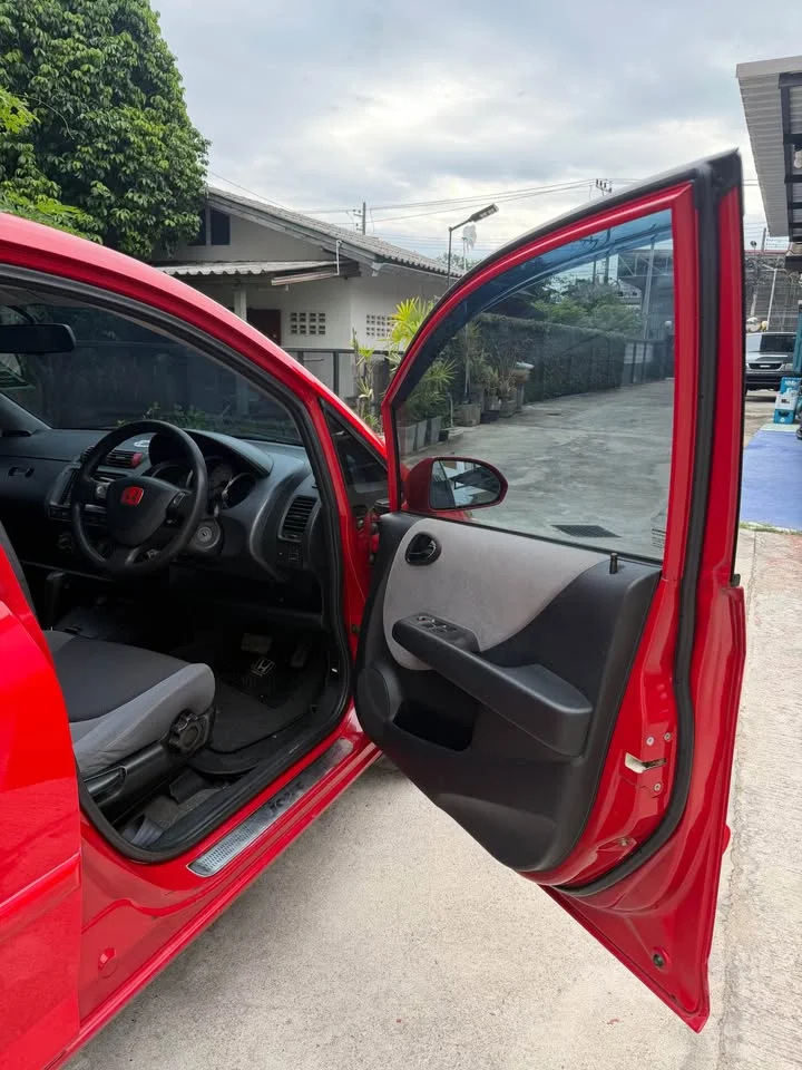 2004 Honda Jazz I 2