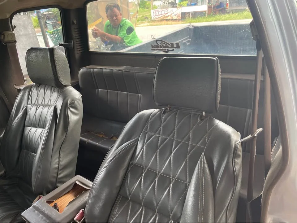 1990 Isuzu TFR III 2