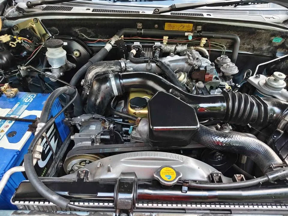 2001 Isuzu Faster Dragon Eyes III 2