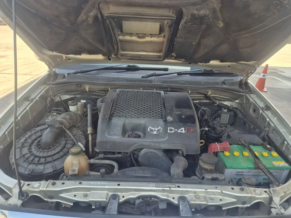 2006 Toyota Fortuner I 3
