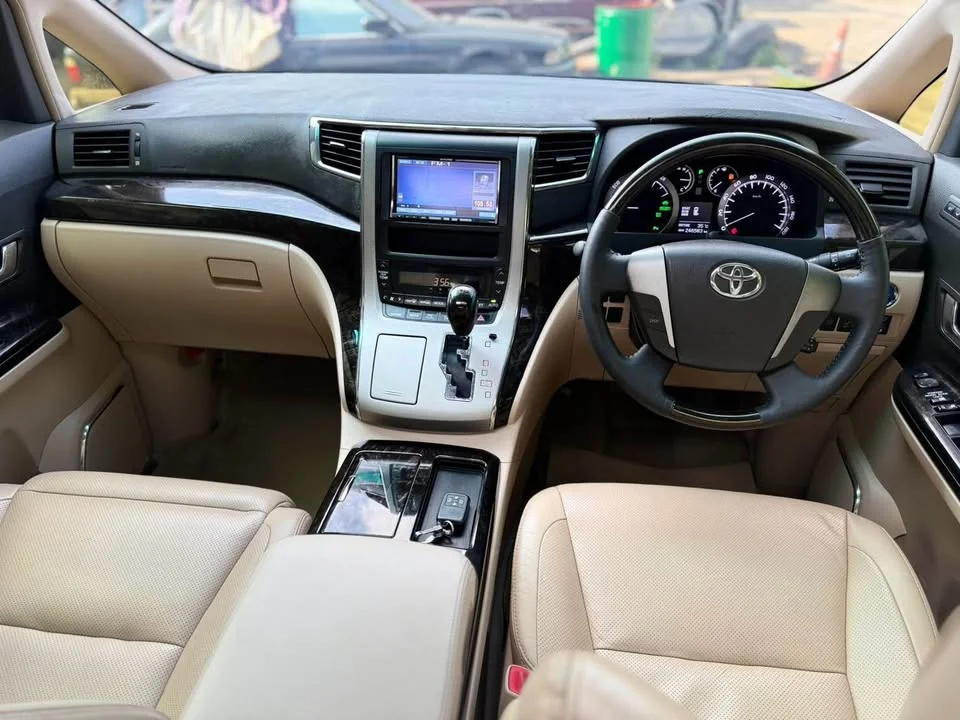 2012 Toyota Alphard, Vellfire II (AH20) 2