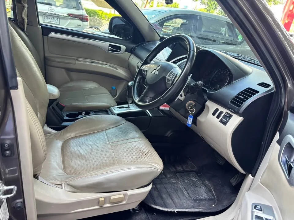 2012 Mitsubishi Pajero Sport II 3