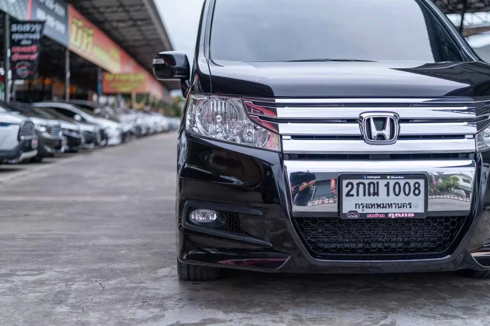 2013 Honda Stepwgn IV 3