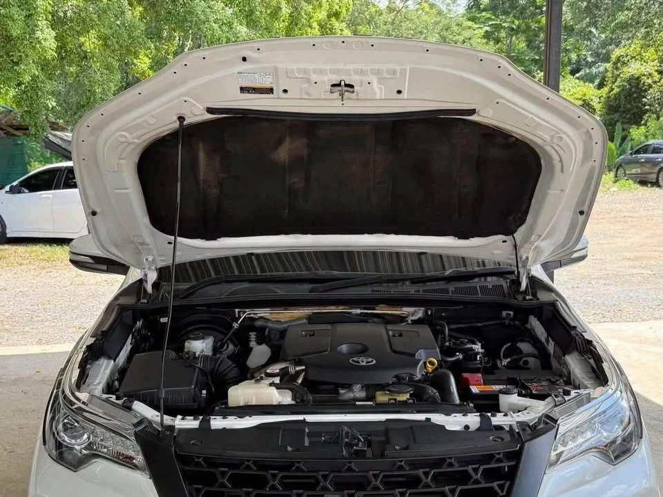 2016 Toyota Fortuner II 2