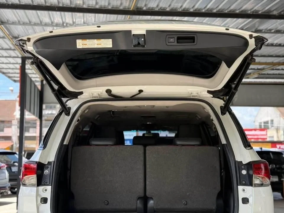 2016 Toyota Fortuner II 2