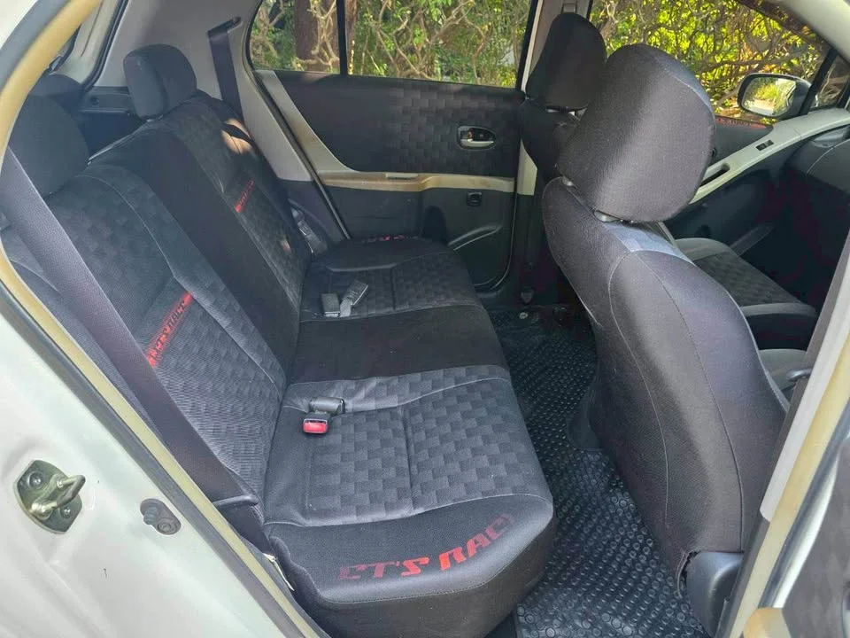2008 Toyota Yaris II 3