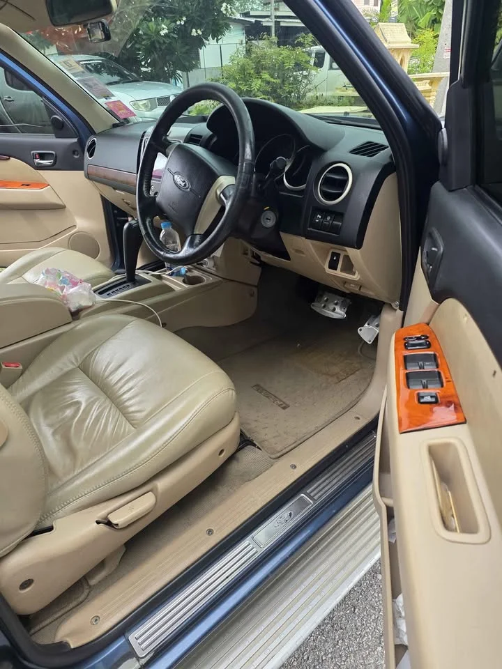 2007 Ford Everest I 3