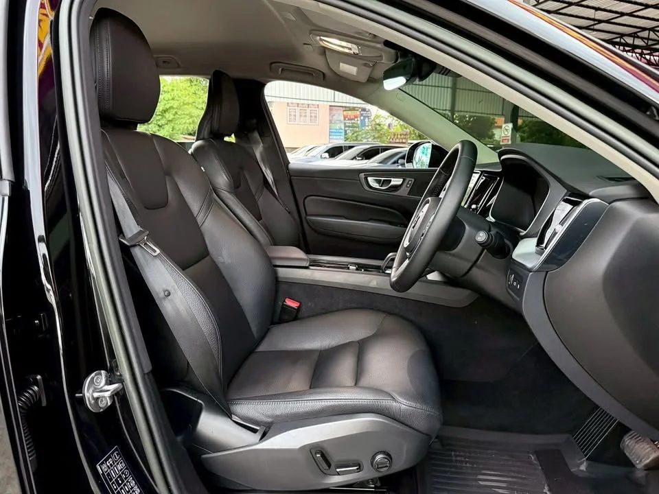 2022 Volvo XC60 II 2