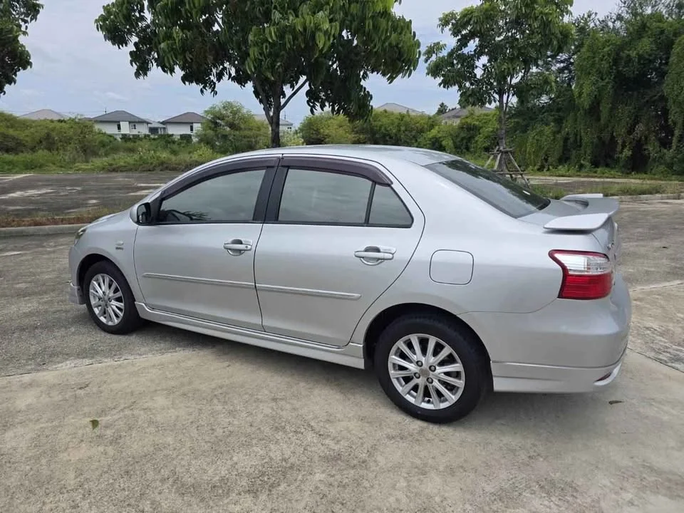 2010 Toyota Vios II 2