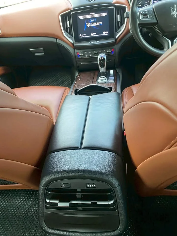 2019 Maserati Ghibli Tipo M157 2