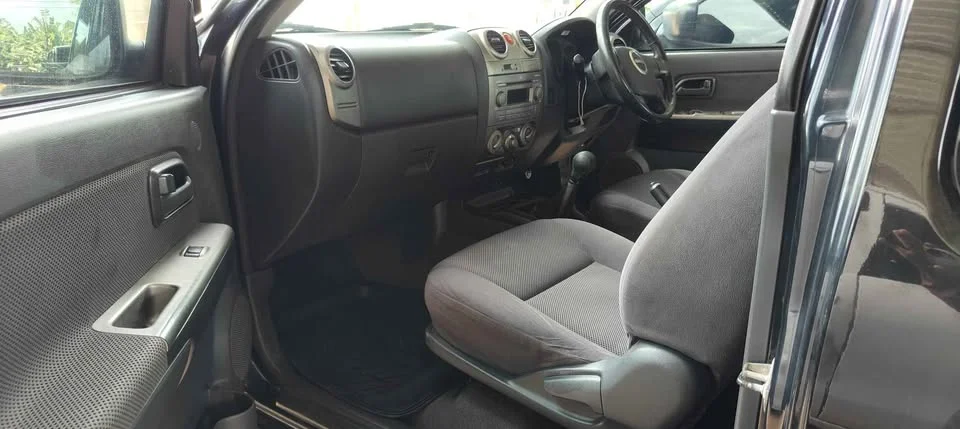 2005 Isuzu D-Max I 2