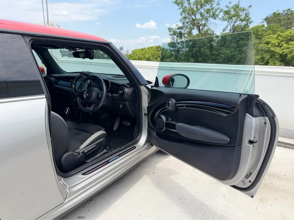 2023 Mini Hatch  III 3