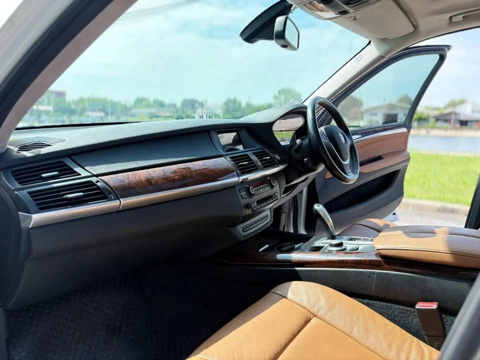 2010 BMW X5 E70 3