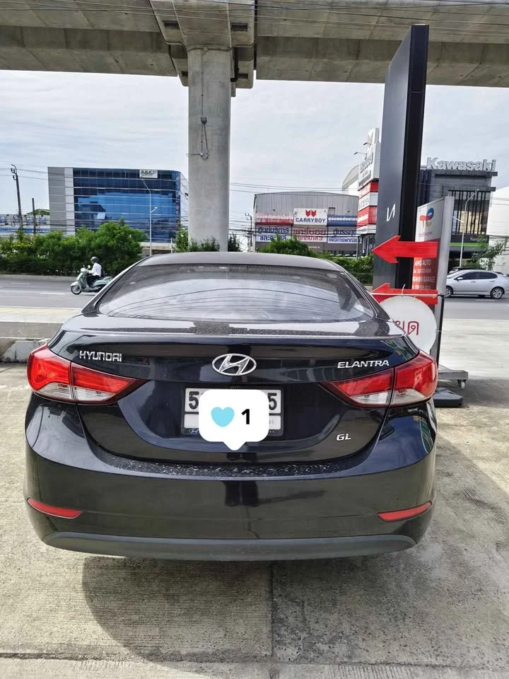 2014 Hyundai Elantra V 2