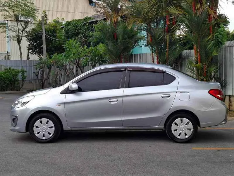 2017 Mitsubishi Attrage VI 3