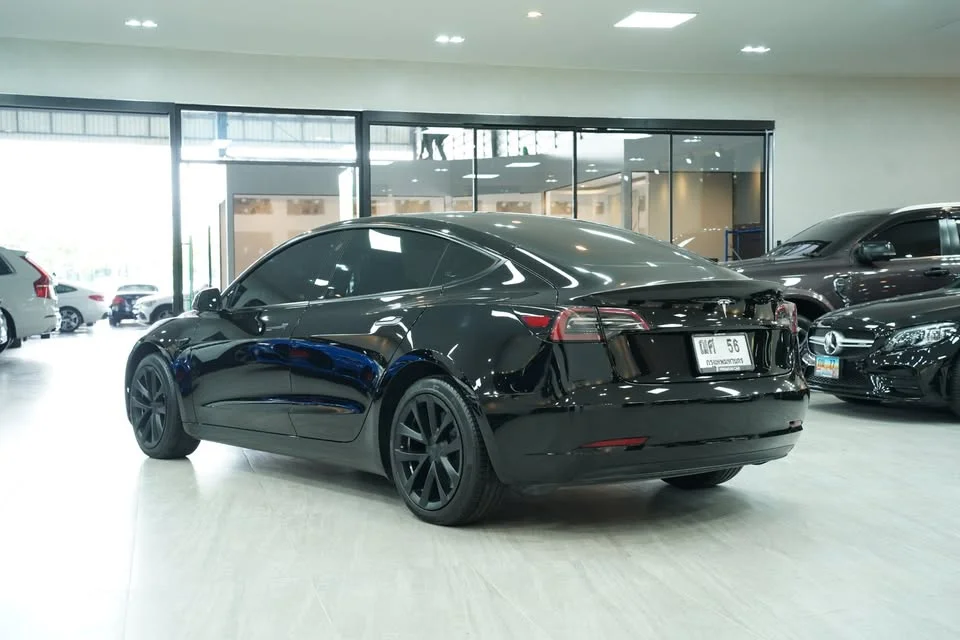2023 Tesla Model 3 3