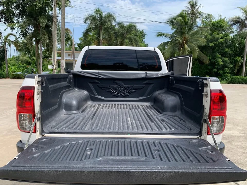 2016 Toyota Hilux VIII 3