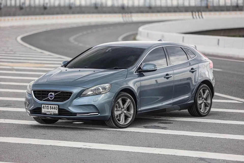 2014 Volvo V40 II 2