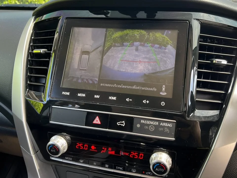 2021 Mitsubishi Pajero Sport III 3