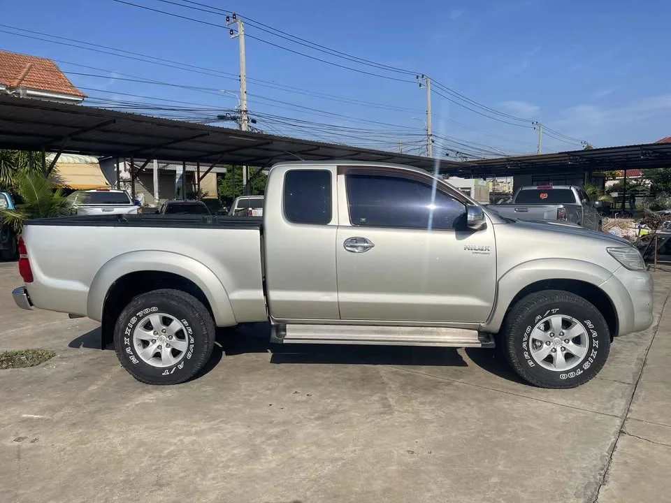 2014 Toyota Hilux VII 2