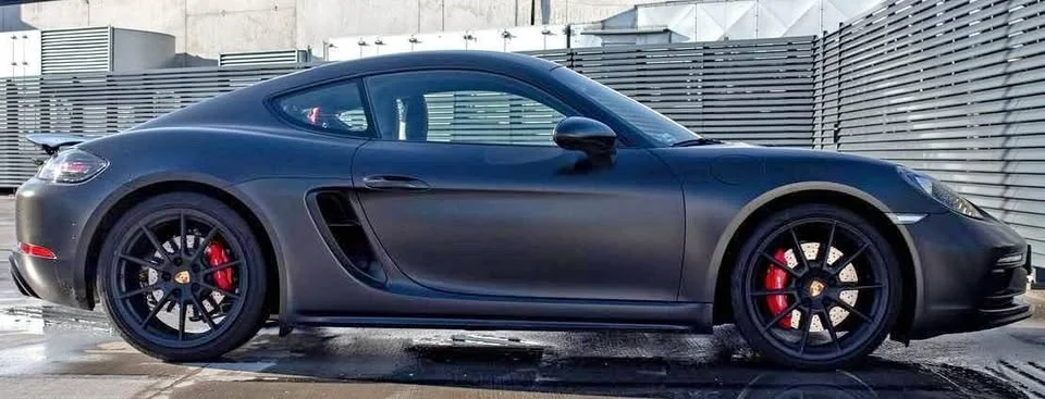 2022 Porsche 718 Boxster and Cayman IV 3