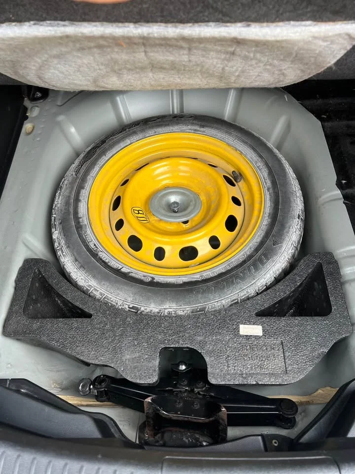 2011 Mazda 2 II 3