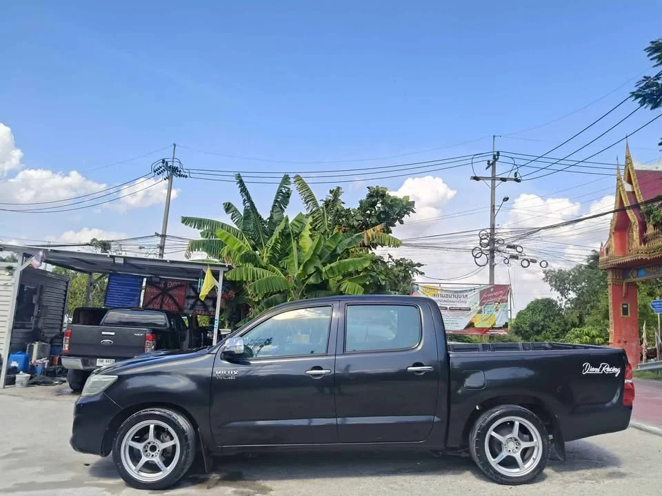 2012 Toyota Hilux VII 3