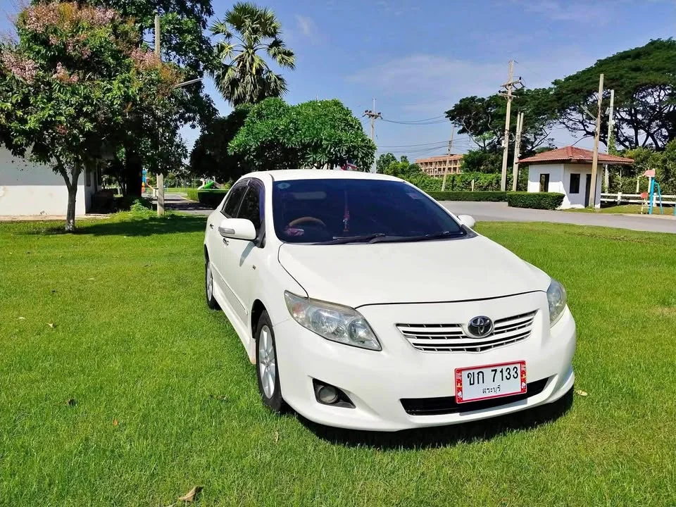 2010 Toyota Corolla Altis X (E140) 2
