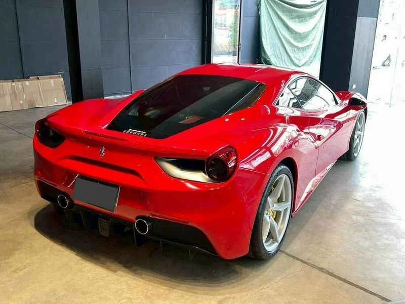 2017 Ferrari 488 2