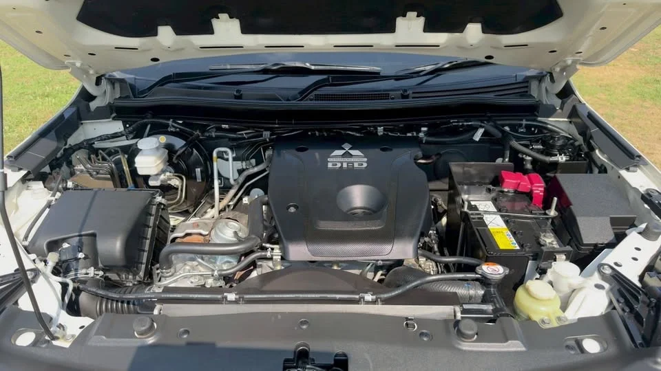 2022 Mitsubishi Pajero Sport III 2